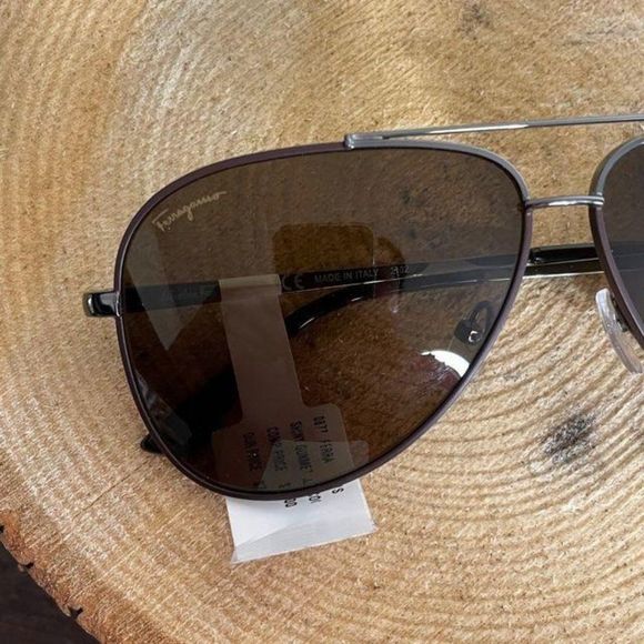 Salvatore Ferragamo Aviator Sunglasses New - Picture 3 of 4